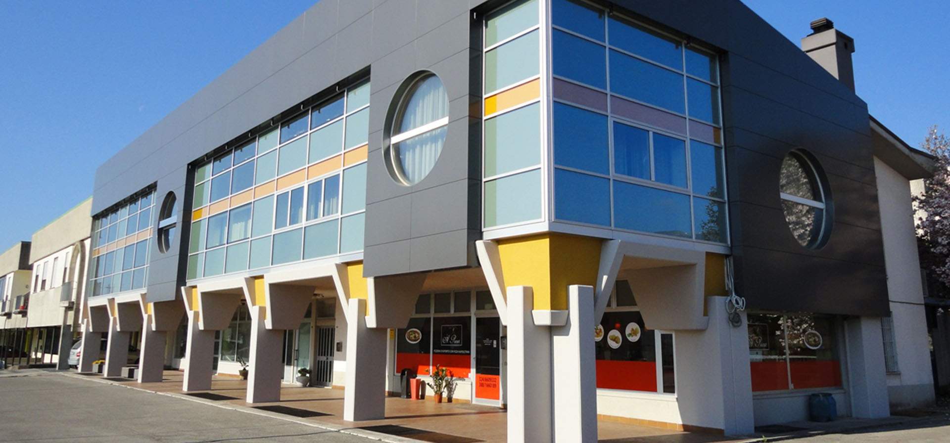 Mael Bassano Taglio tessuti Centro Uffici